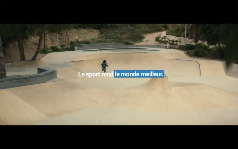 Decathlon and Romance ads