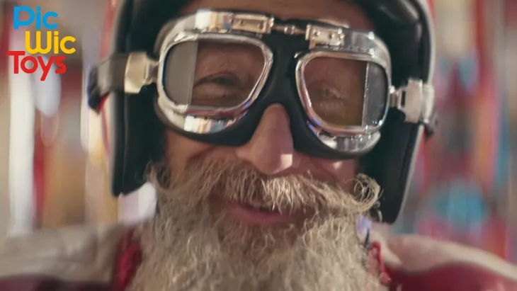 PicWicToys presents a crazy Christmas race "Hello Santa, Reindeer Calling"