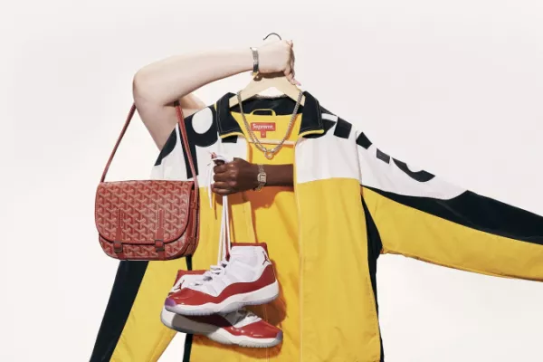 JOAN Creative presents eBay's Authenticity Guarantee photography