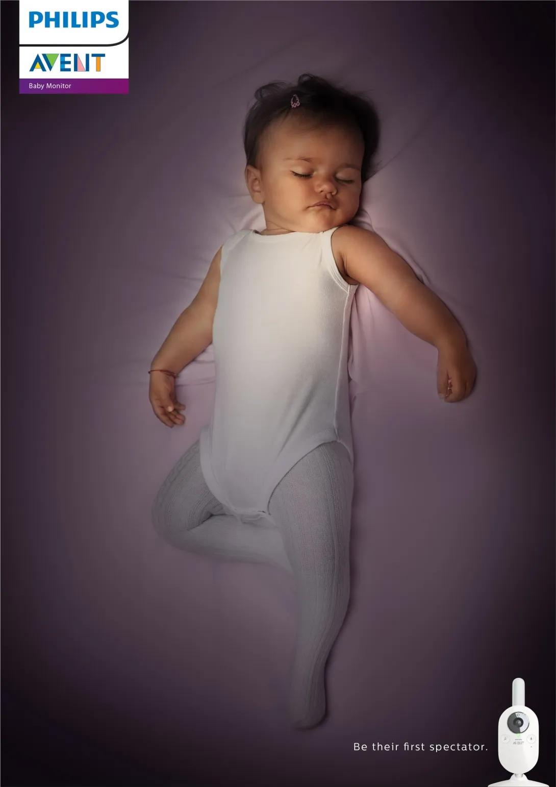 Philips Avent's baby surveillance camera "Be their first spectator"