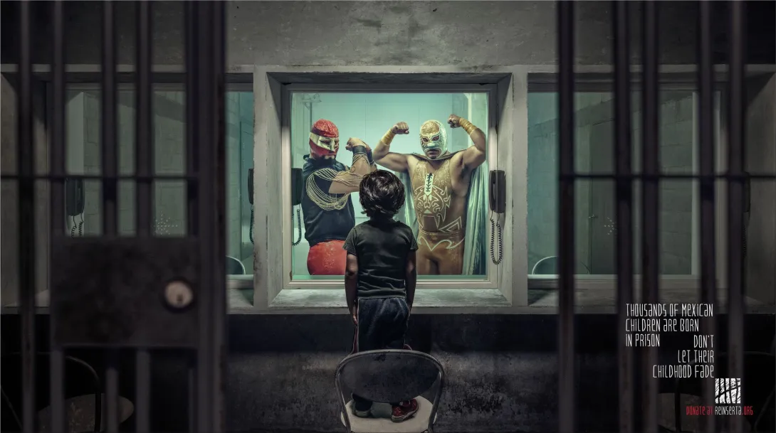 Reinserta "Thousands of mexican children are born in prison"