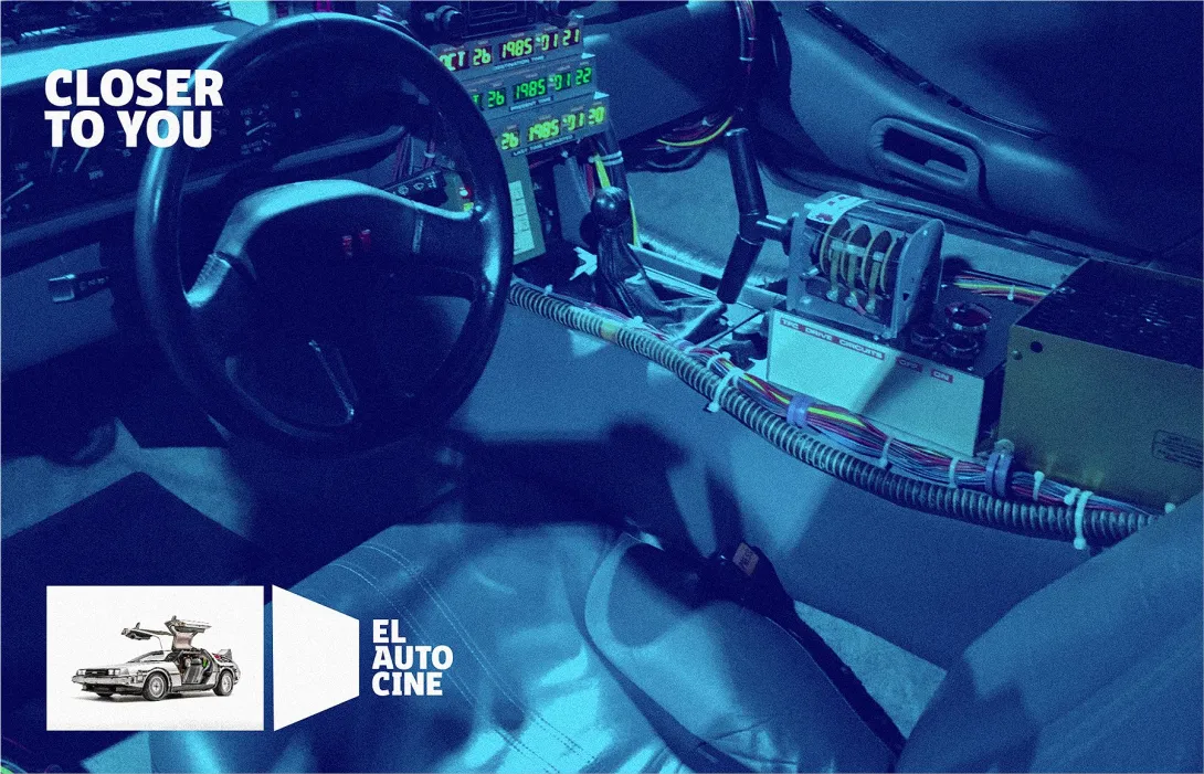 The drive-in theater El Autocine is "Closer to you"